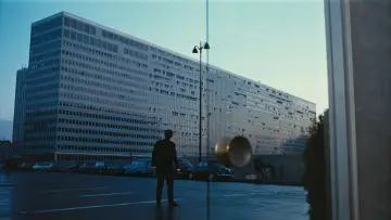 Zasłona do filmu "PlayTime" #188663