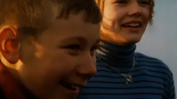 Zasłona do filmu "Lilja 4-ever" #887003