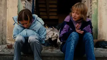 Zasłona do filmu "Lilja 4-ever" #887019