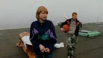 Zasłona do filmu "Lilja 4-ever" #887023