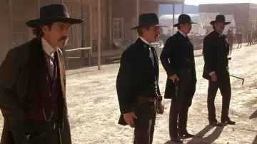 Zasłona do filmu "Wyatt Earp" #264674