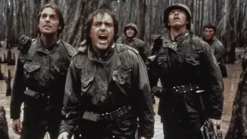Zasłona do filmu "Śmiertelne manewry" #374025