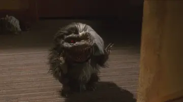 Zasłona do filmu "Critters 3" #898488