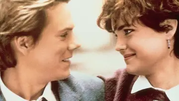 Zasłona do filmu "Ona będzie miała dziecko" #423277