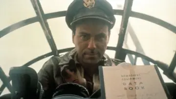Zasłona do filmu "Paragraf 22" #693850