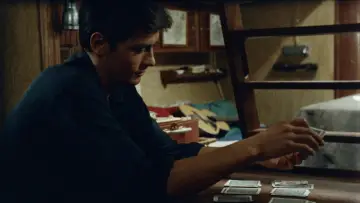 Zasłona do filmu "W pełnym słońcu" #898556