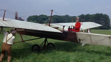 Zasłona do filmu "Ci wspaniali mężczyźni w swych latających maszynach" #397281
