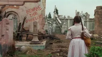 Zasłona do filmu "Powrót do Krainy Oz" #892772