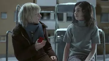 Zasłona do filmu "Pozwól mi wejść" #209034
