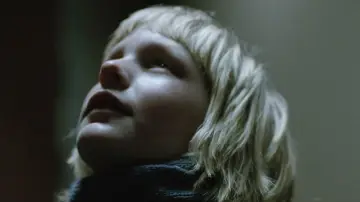 Zasłona do filmu "Pozwól mi wejść" #209040