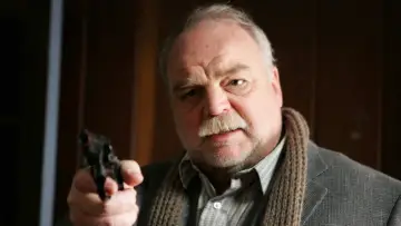 Zasłona do filmu "Człowiek z Ziemi" #204512