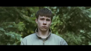 Zasłona do filmu "Rajskie Jezioro" #444707