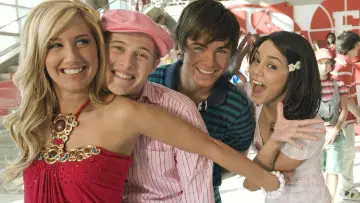 Zasłona do filmu "High School Musical 2" #282072