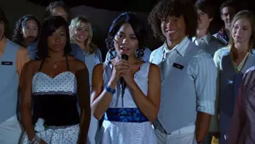 Zasłona do filmu "High School Musical 2" #647047
