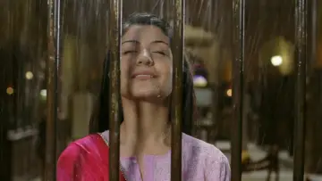 Zasłona do filmu "रब ने बना दी जोड़ी" #897584