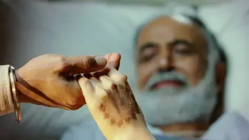 Zasłona do filmu "रब ने बना दी जोड़ी" #897589