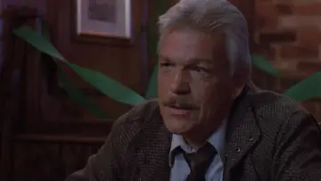 Zasłona do filmu "Maniakalny gliniarz" #872597