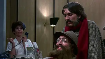 Zasłona do filmu "Na pomoc!" #977192