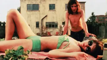 Zasłona do filmu "Cementowy ogród" #1783718