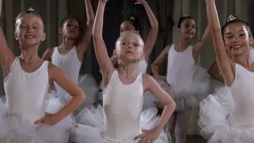 Zasłona do filmu "Dziewczyny z wyższych sfer" #1156415