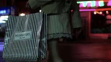 Zasłona do filmu "Dziewczyny z wyższych sfer" #1156424