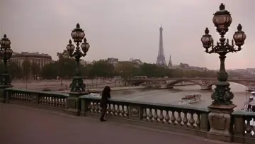 Zasłona do filmu "Forget Paris" #435663