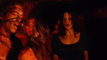 Zasłona do filmu "Matka łez" #1139011