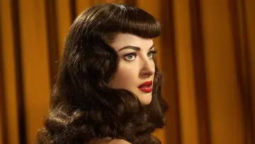 Zasłona do filmu "Słynna Bettie Page" #437210