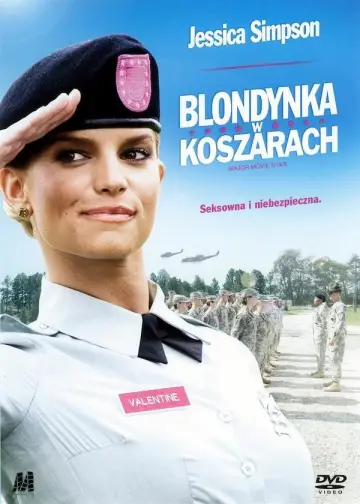 Blondynka w koszarach