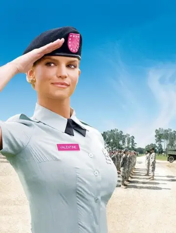 Plakat do filmu "Blondynka w koszarach" #349183