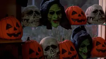 Zasłona do filmu "Halloween III: Sezon Czarownic" #882150