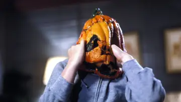 Zasłona do filmu "Halloween III: Sezon Czarownic" #882151
