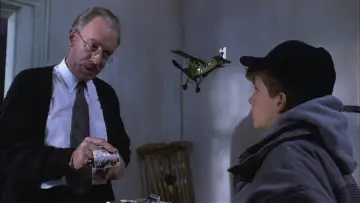 Zasłona do filmu "Sprzedawca Śmierci" #298053