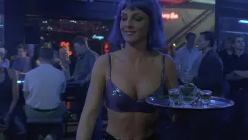 Zasłona do filmu "Podaj dalej" #882522