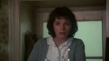 Zasłona do filmu "Nieznośna lekkość bytu" #1200583