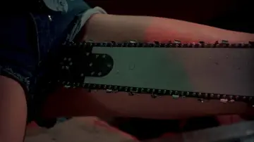 Zasłona do filmu "Teksańska masakra piłą mechaniczną 2" #872554