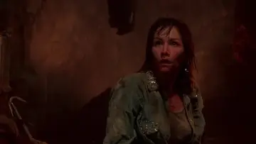 Zasłona do filmu "Teksańska masakra piłą mechaniczną 2" #1645114