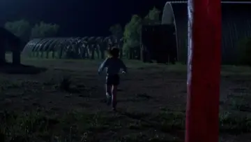 Zasłona do filmu "Teksańska masakra piłą mechaniczną 2" #1645126