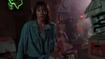 Zasłona do filmu "Teksańska masakra piłą mechaniczną 2" #1645146