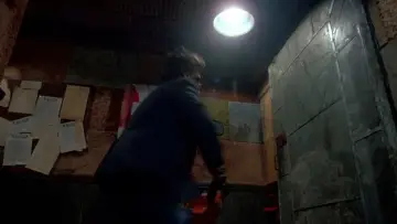 Zasłona do filmu "Teksańska masakra piłą mechaniczną 2" #1645199