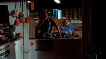 Zasłona do filmu "Teksańska masakra piłą mechaniczną 2" #1645275