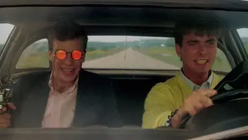 Zasłona do filmu "Teksańska masakra piłą mechaniczną 2" #1645354