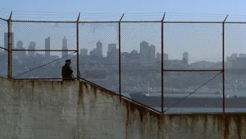 Zasłona do filmu "Ucieczka z Alcatraz" #745239