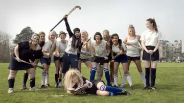 Zasłona do filmu "Dziewczyny z St. Trinian" #904746