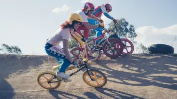 Zasłona do filmu "BMX Bandits" #419685