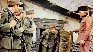 Zasłona do filmu "Komandosi z Navarony" #356402