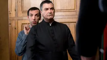 Zasłona do filmu "Nawrócony ksiądz" #499474