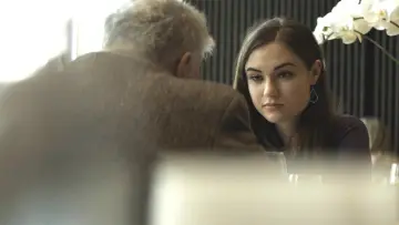 Zasłona do filmu "Dziewczyna zawodowa" #1036891