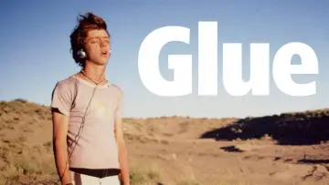 Zasłona do filmu "Glue" #1105949