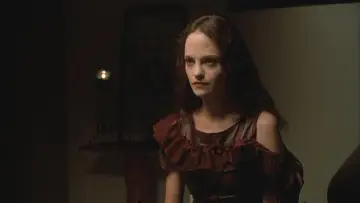 Zasłona do filmu "May" #283889